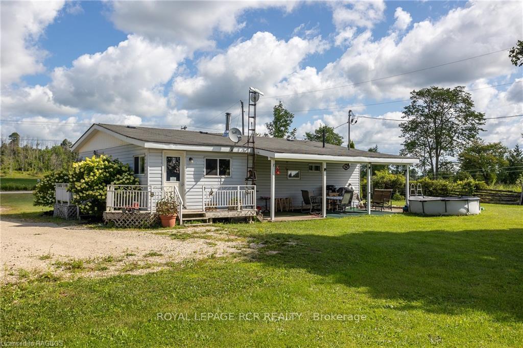 Photo 34 of 382966 Sideroad 18, West Grey — HOMEH