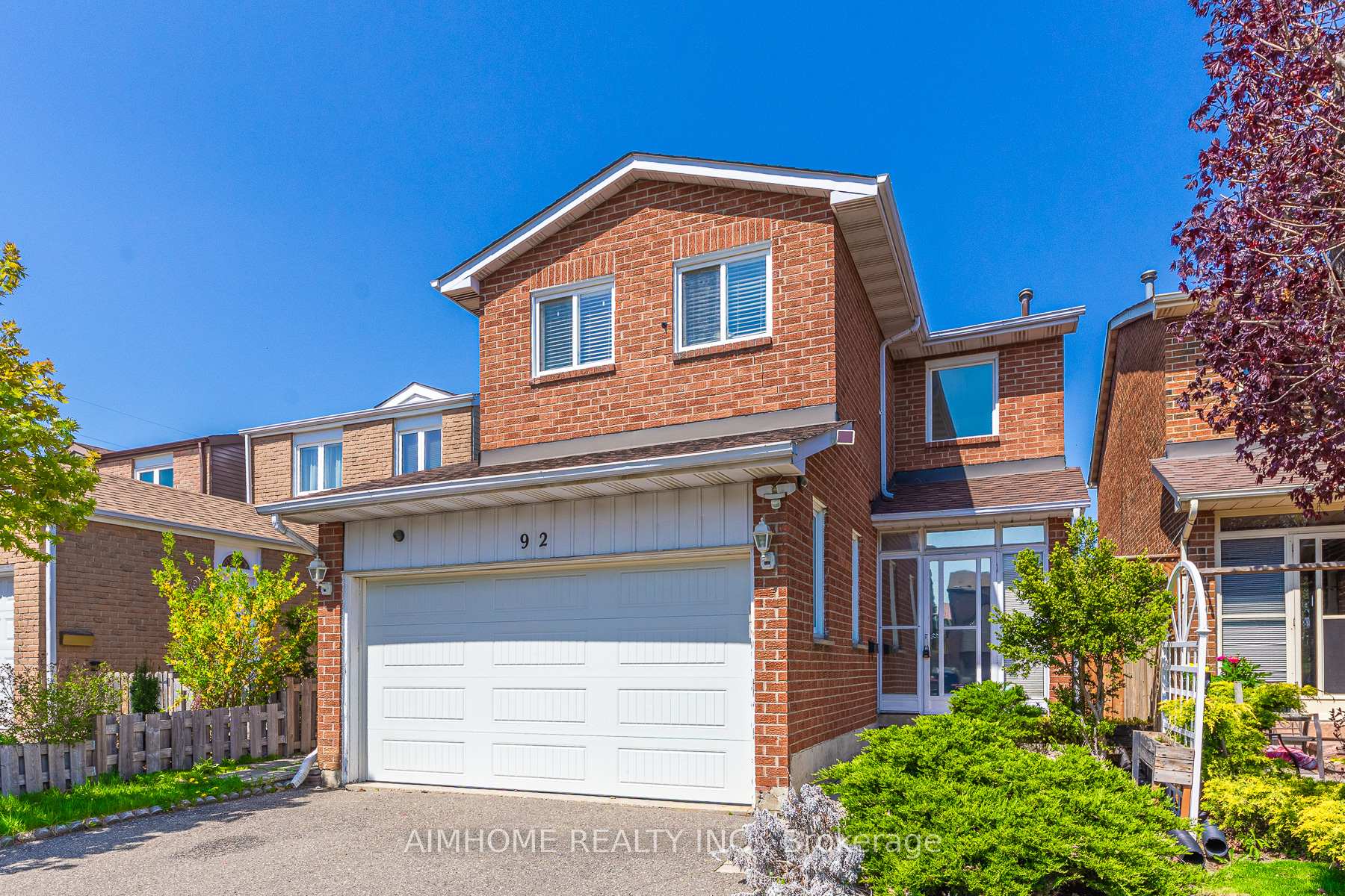 Photo 2 of 92 Bay Hill Drive, Vaughan, Glen Shields — HOMEH