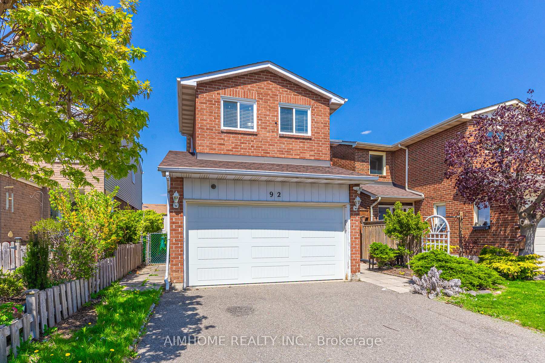 Photo 3 of 92 Bay Hill Drive, Vaughan, Glen Shields — HOMEH