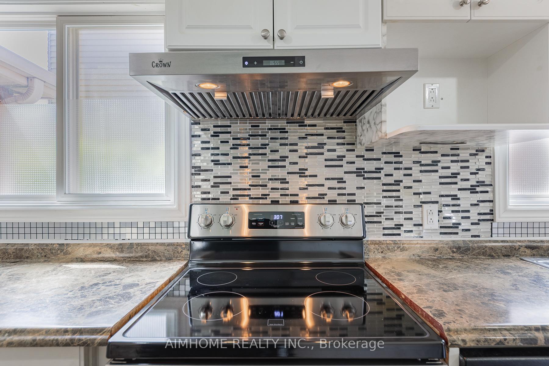 Photo 15 of 92 Bay Hill Drive, Vaughan, Glen Shields — HOMEH