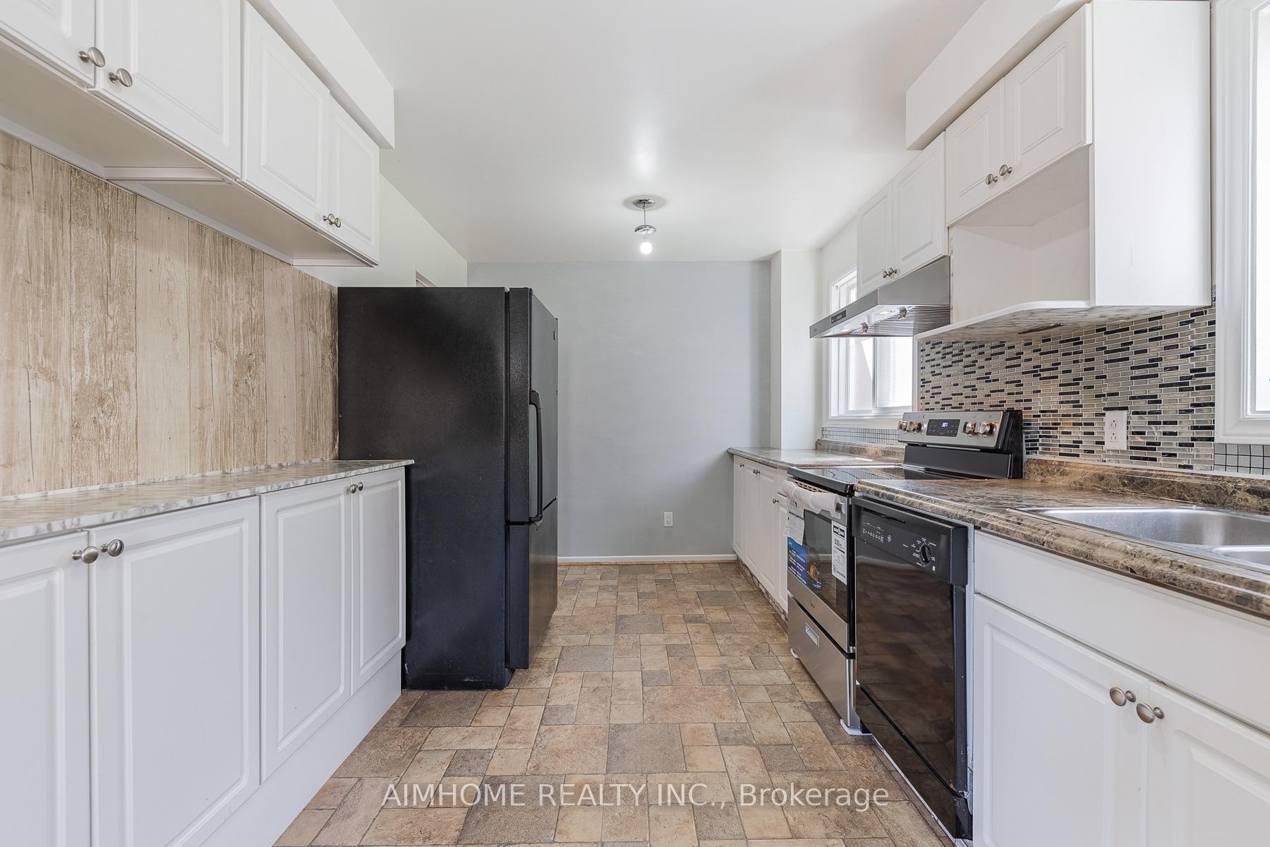 Photo 17 of 92 Bay Hill Drive, Vaughan, Glen Shields — HOMEH