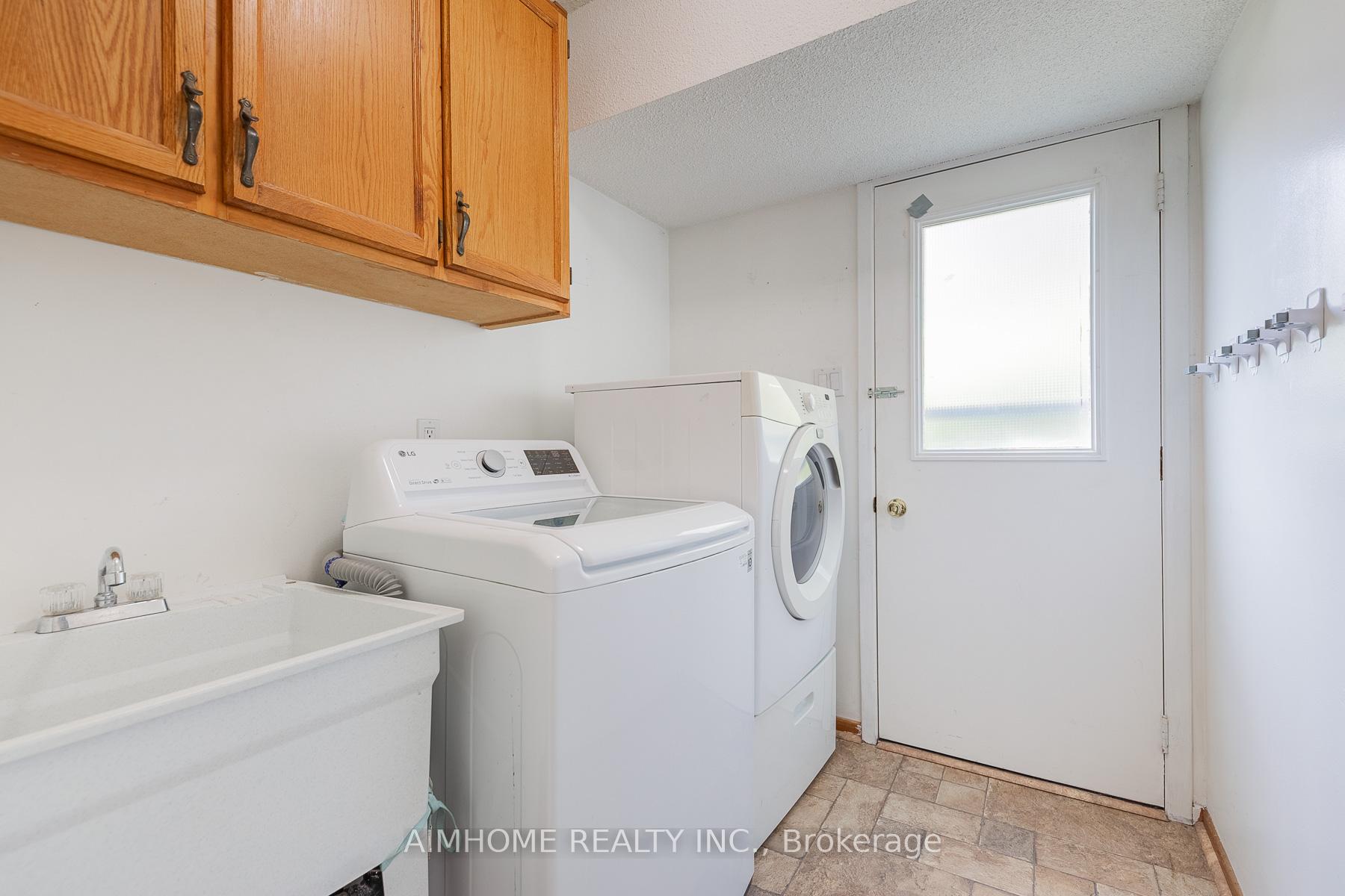 Photo 20 of 92 Bay Hill Drive, Vaughan, Glen Shields — HOMEH