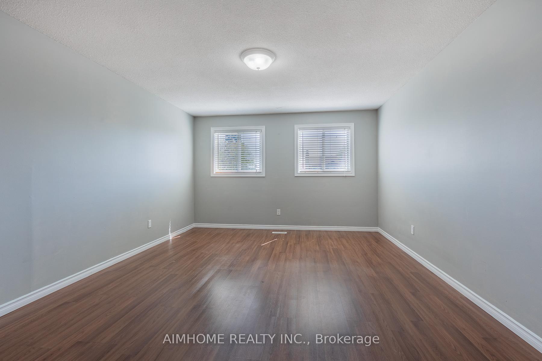Photo 24 of 92 Bay Hill Drive, Vaughan, Glen Shields — HOMEH