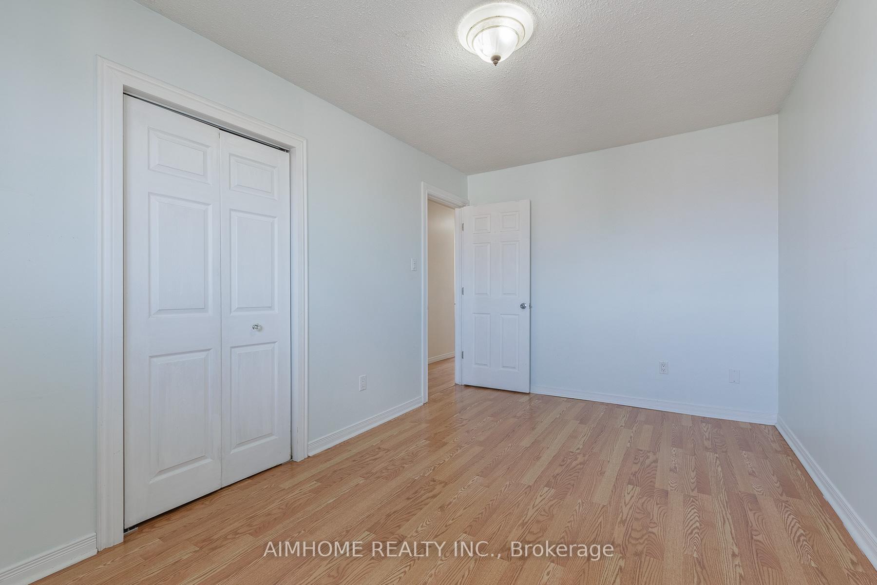 Photo 30 of 92 Bay Hill Drive, Vaughan, Glen Shields — HOMEH
