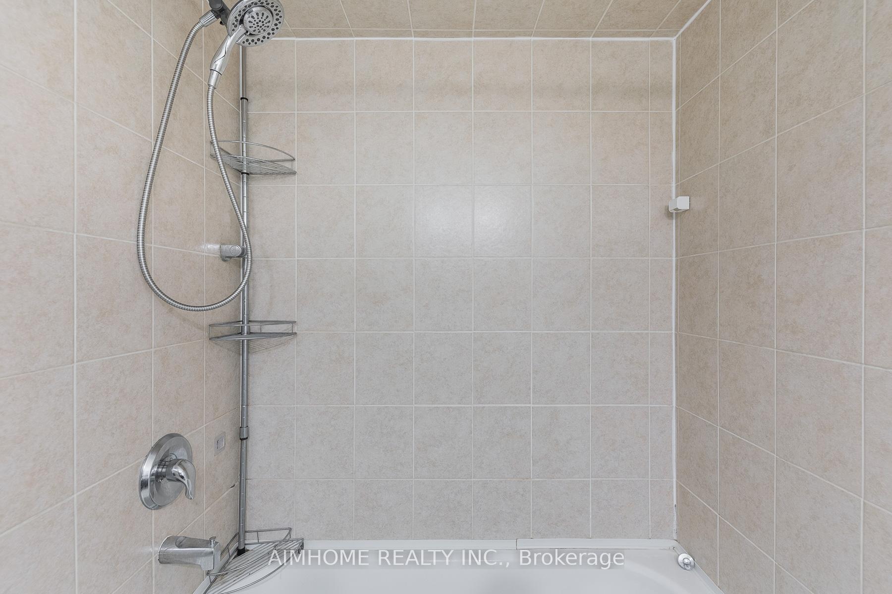 Photo 38 of 92 Bay Hill Drive, Vaughan, Glen Shields — HOMEH