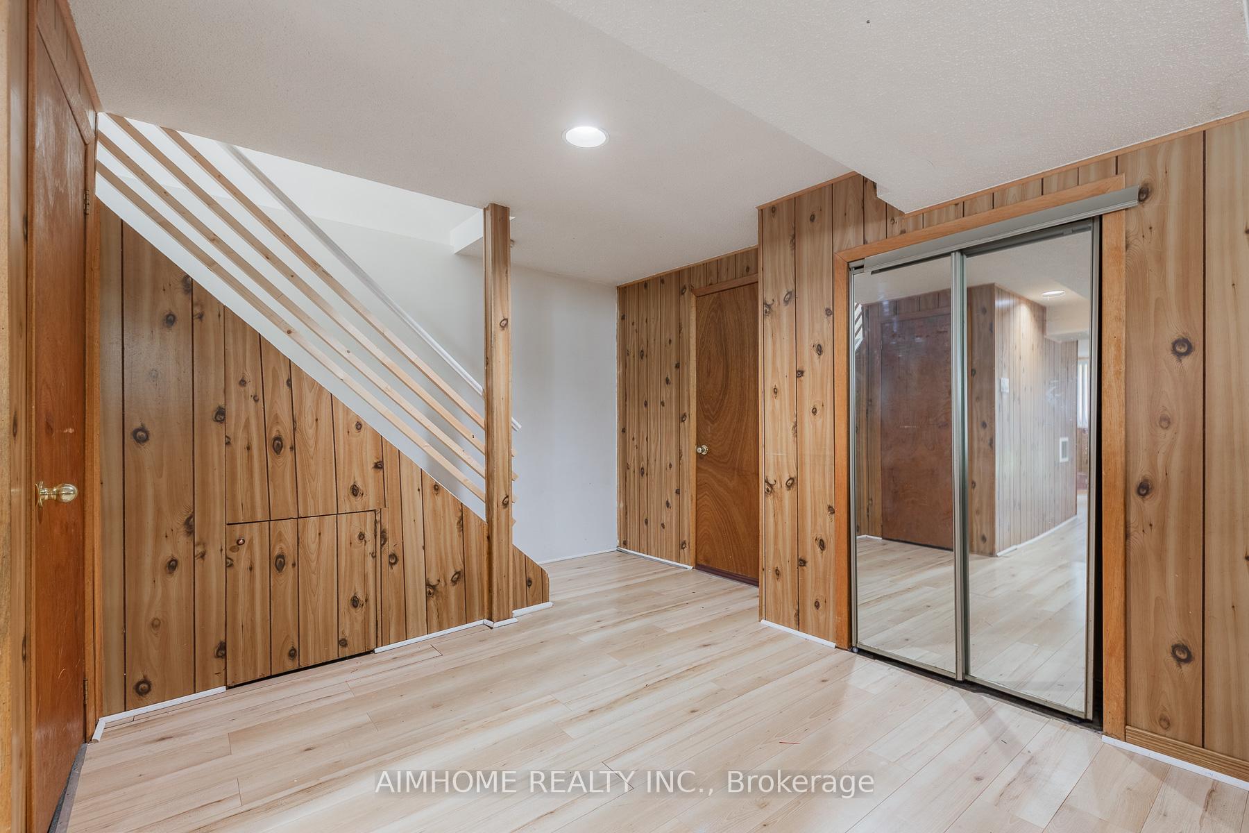 Photo 40 of 92 Bay Hill Drive, Vaughan, Glen Shields — HOMEH