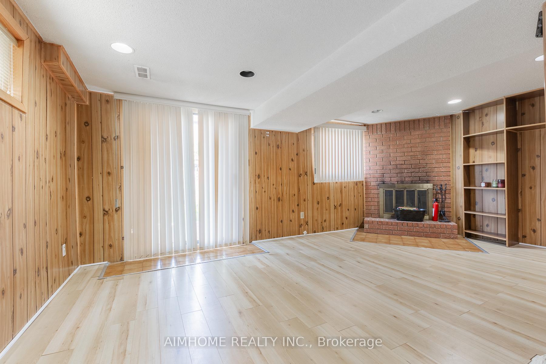 Photo 42 of 92 Bay Hill Drive, Vaughan, Glen Shields — HOMEH