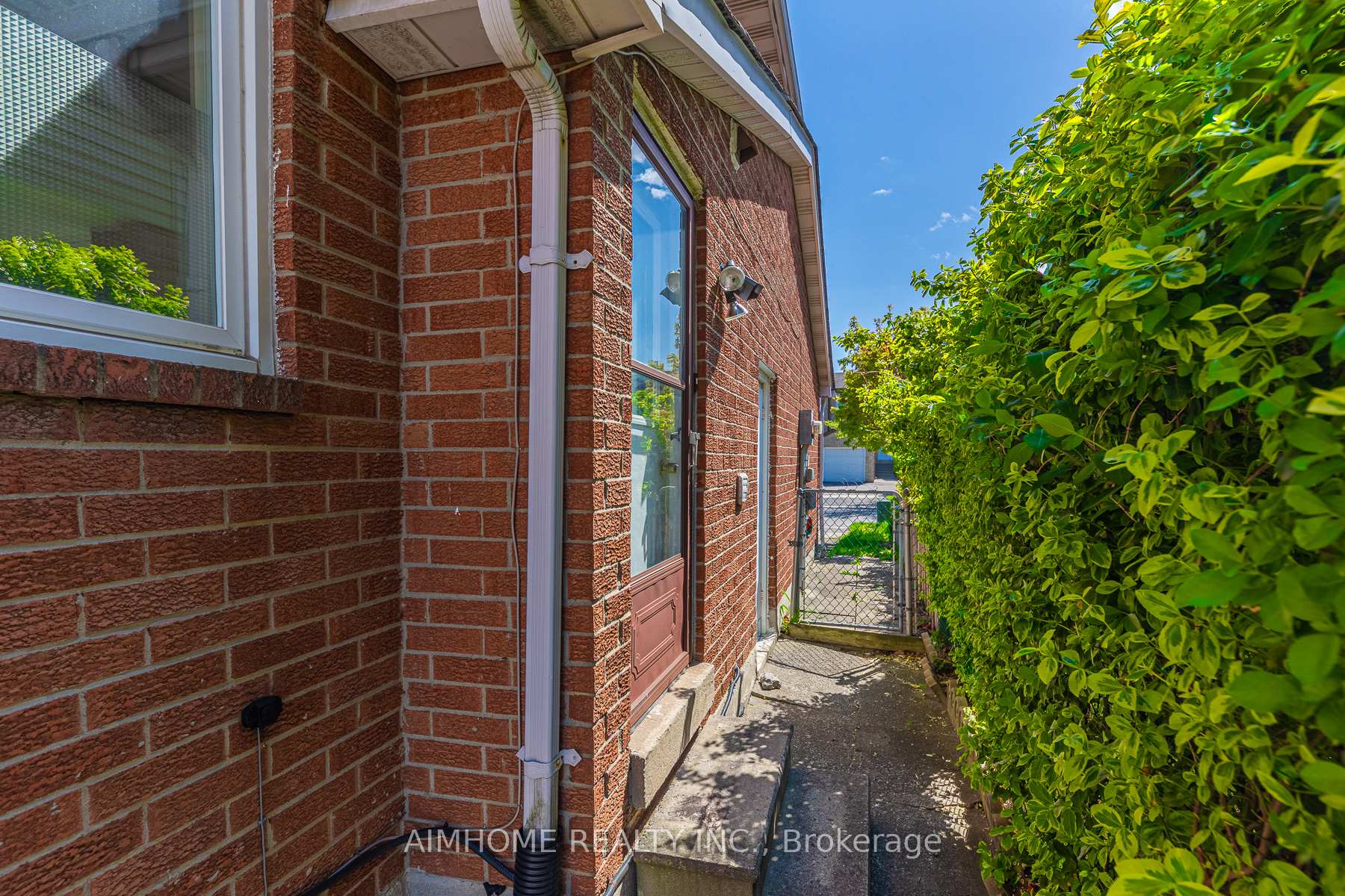 Photo 45 of 92 Bay Hill Drive, Vaughan, Glen Shields — HOMEH