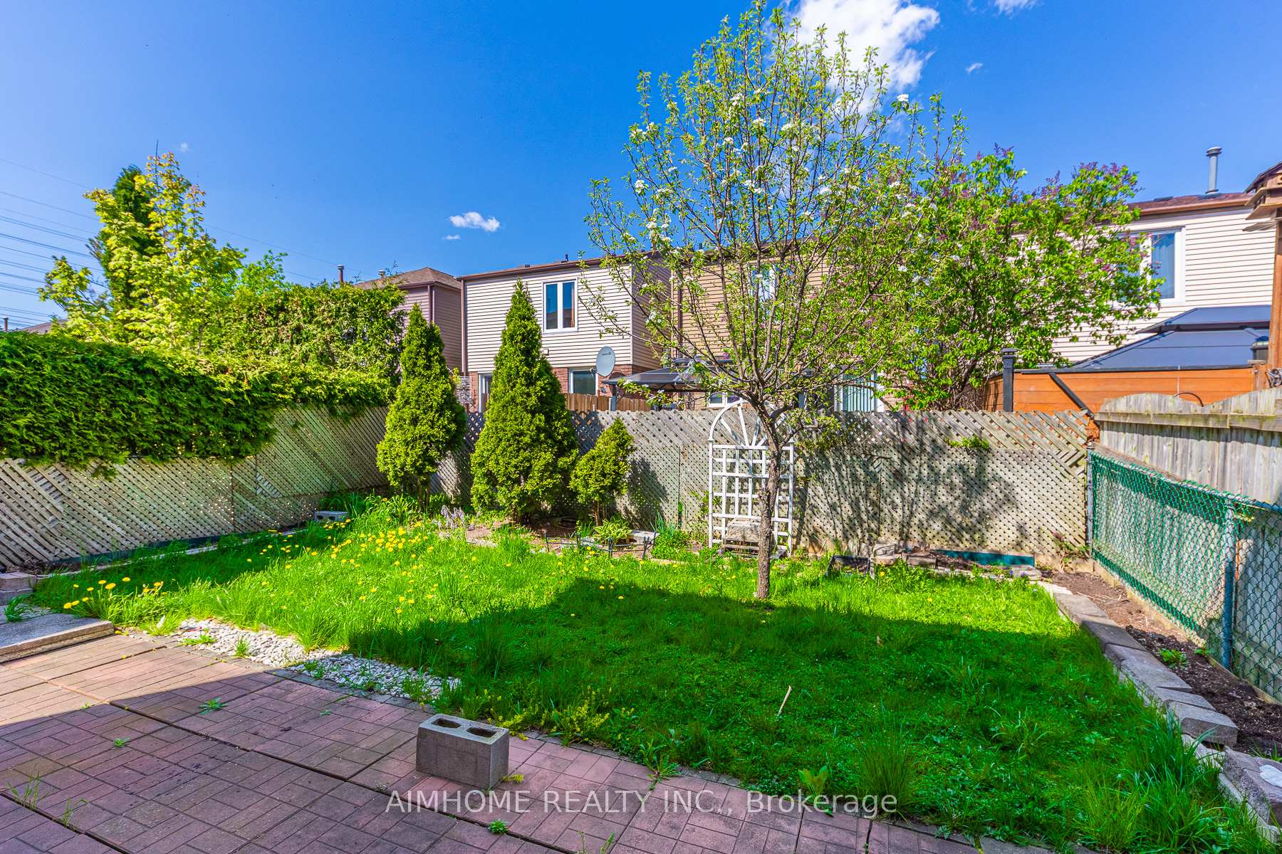 Photo 46 of 92 Bay Hill Drive, Vaughan, Glen Shields — HOMEH