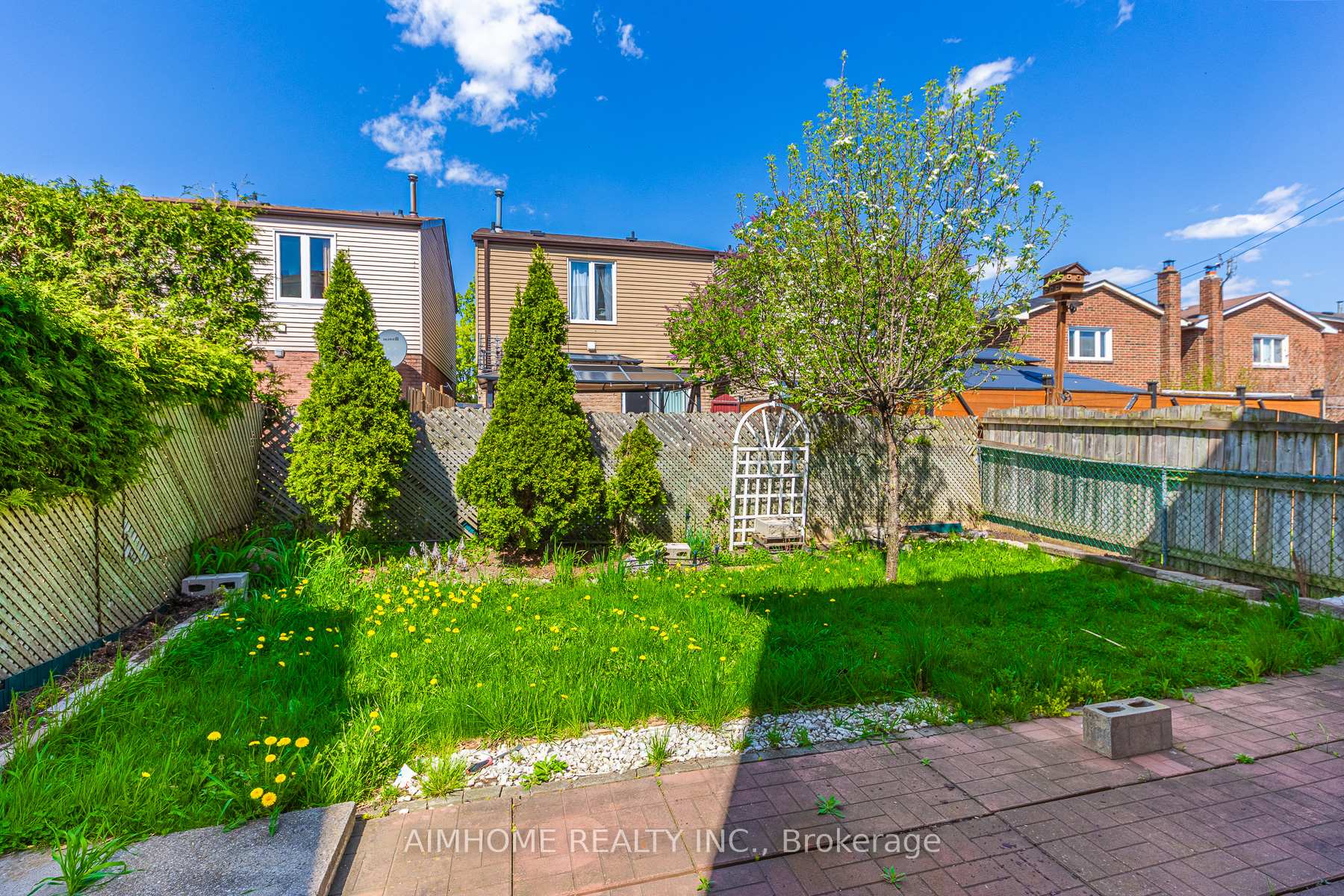 Photo 47 of 92 Bay Hill Drive, Vaughan, Glen Shields — HOMEH