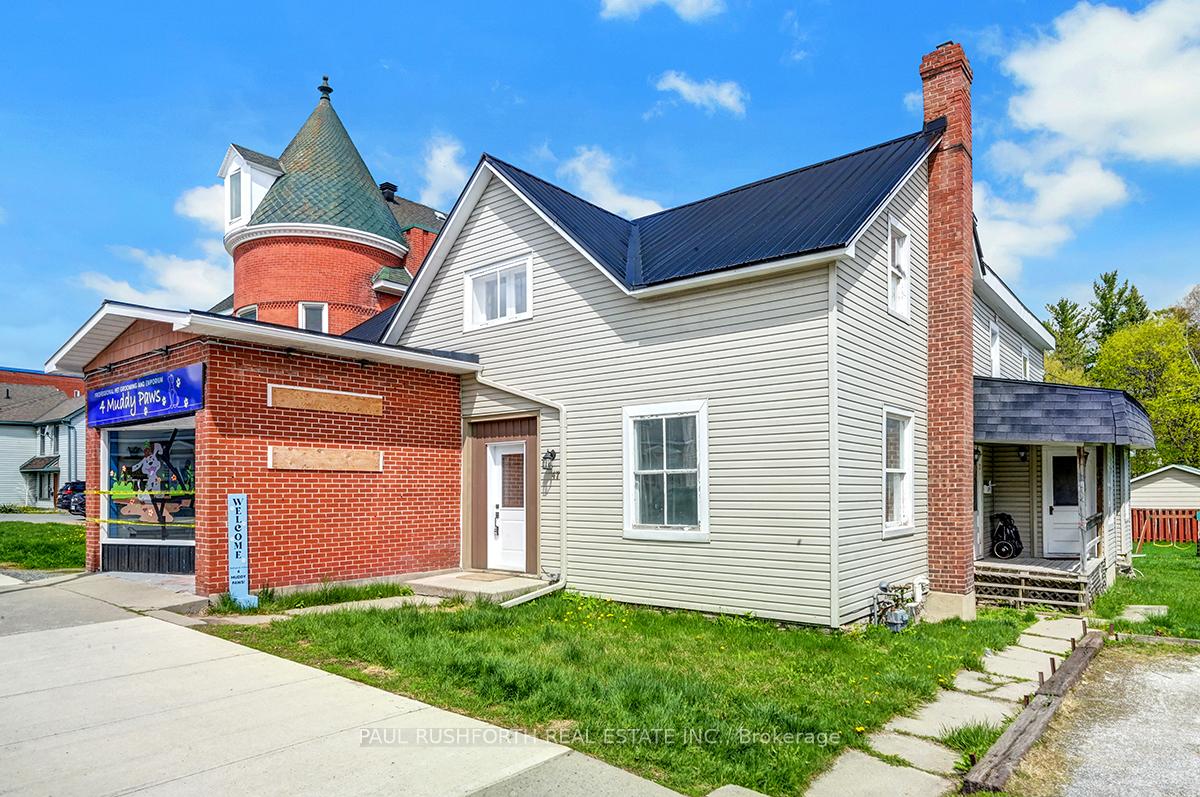 Front of 47 Madawaska Street