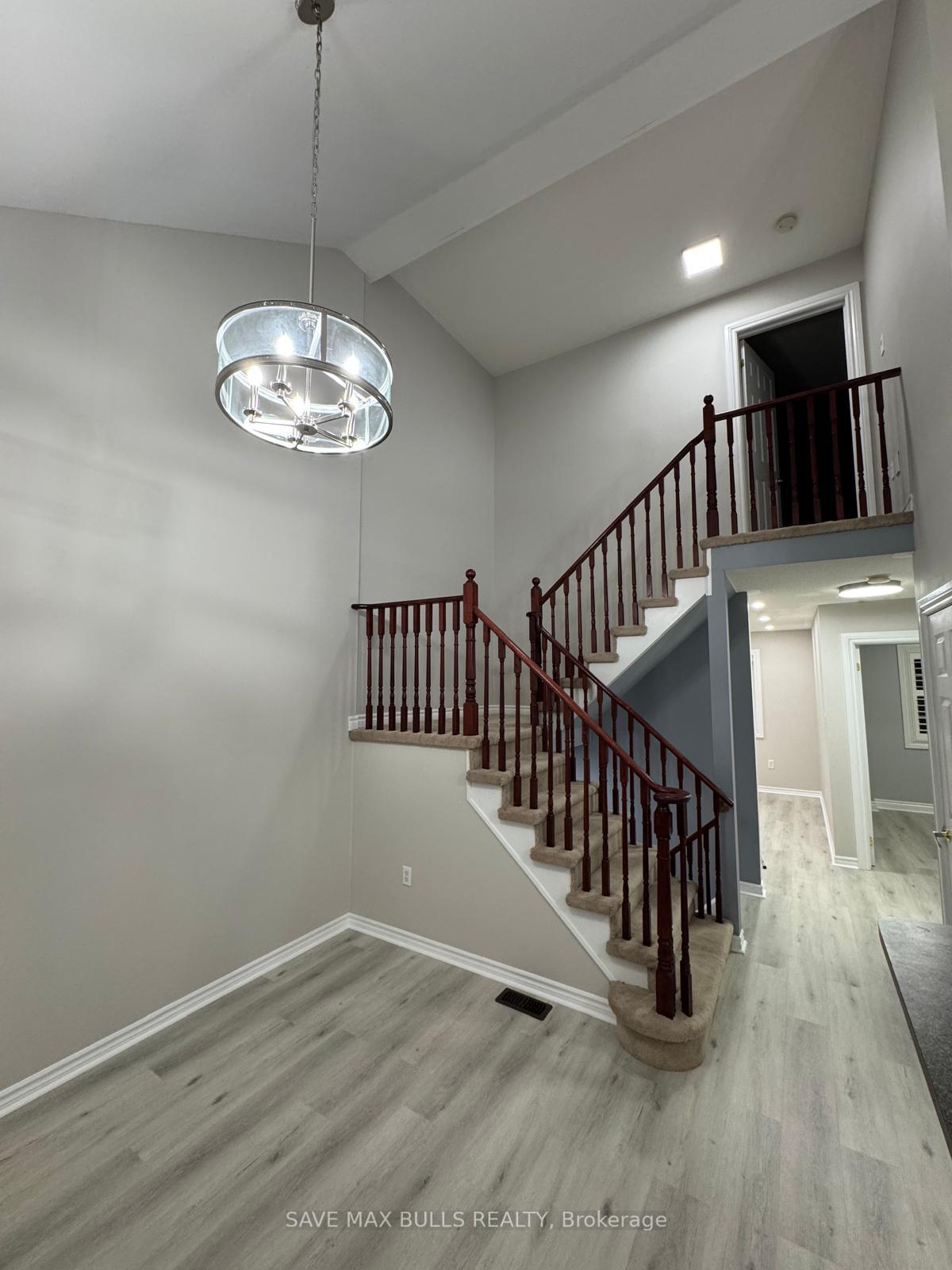 Photo 2 of 46 Wicker Park Way, Whitby, Pringle Creek — HOMEH