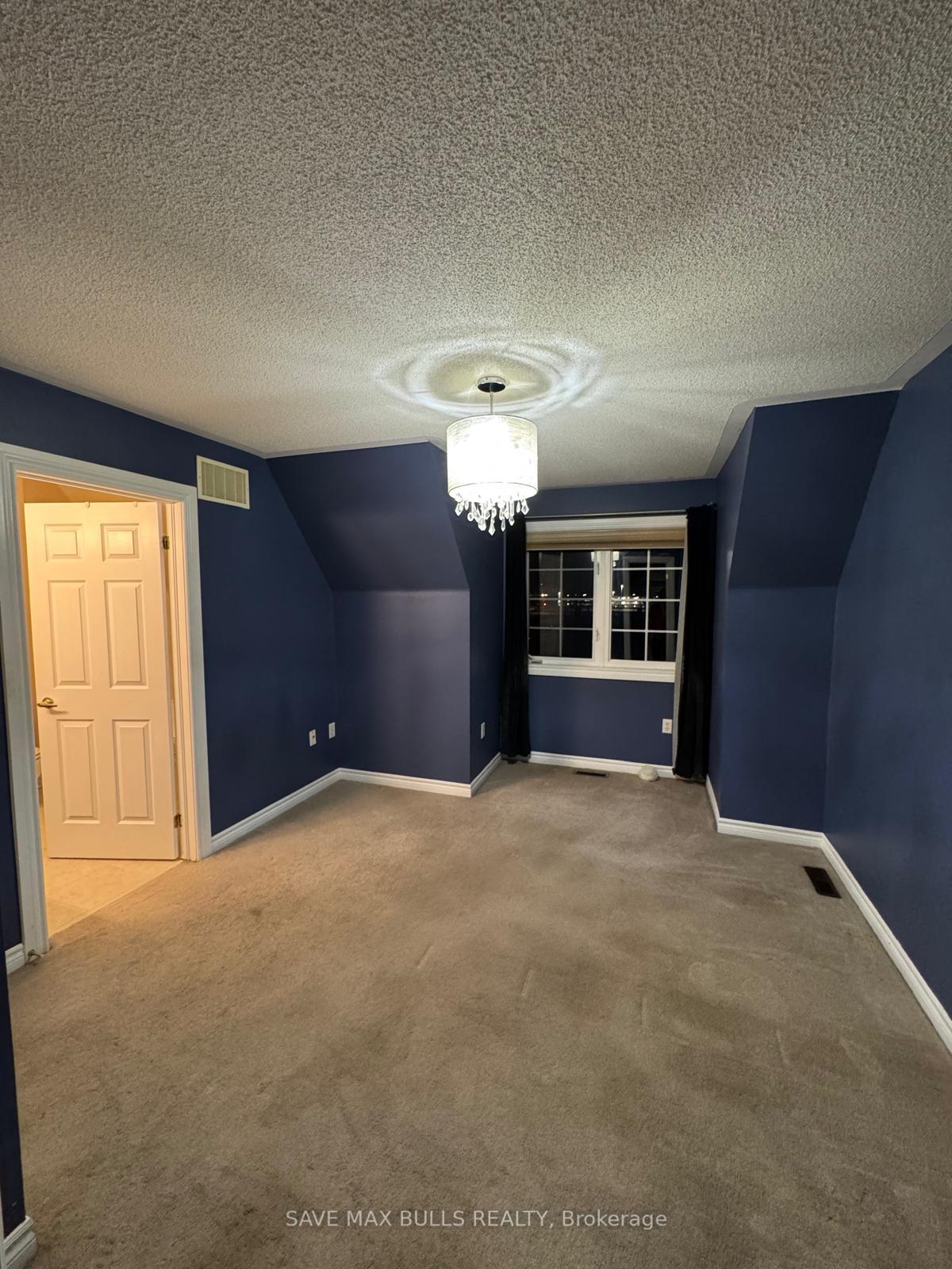 Photo 18 of 46 Wicker Park Way, Whitby, Pringle Creek — HOMEH
