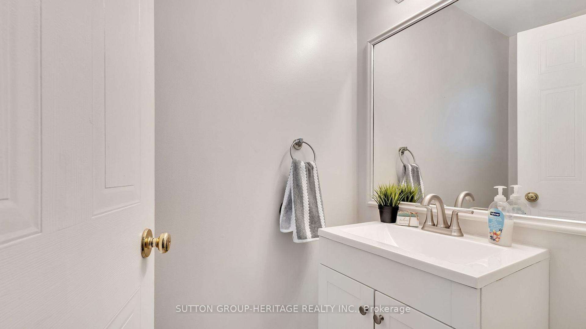 Photo 18 of 51 Wallace Drive, Whitby, Pringle Creek — HOMEH