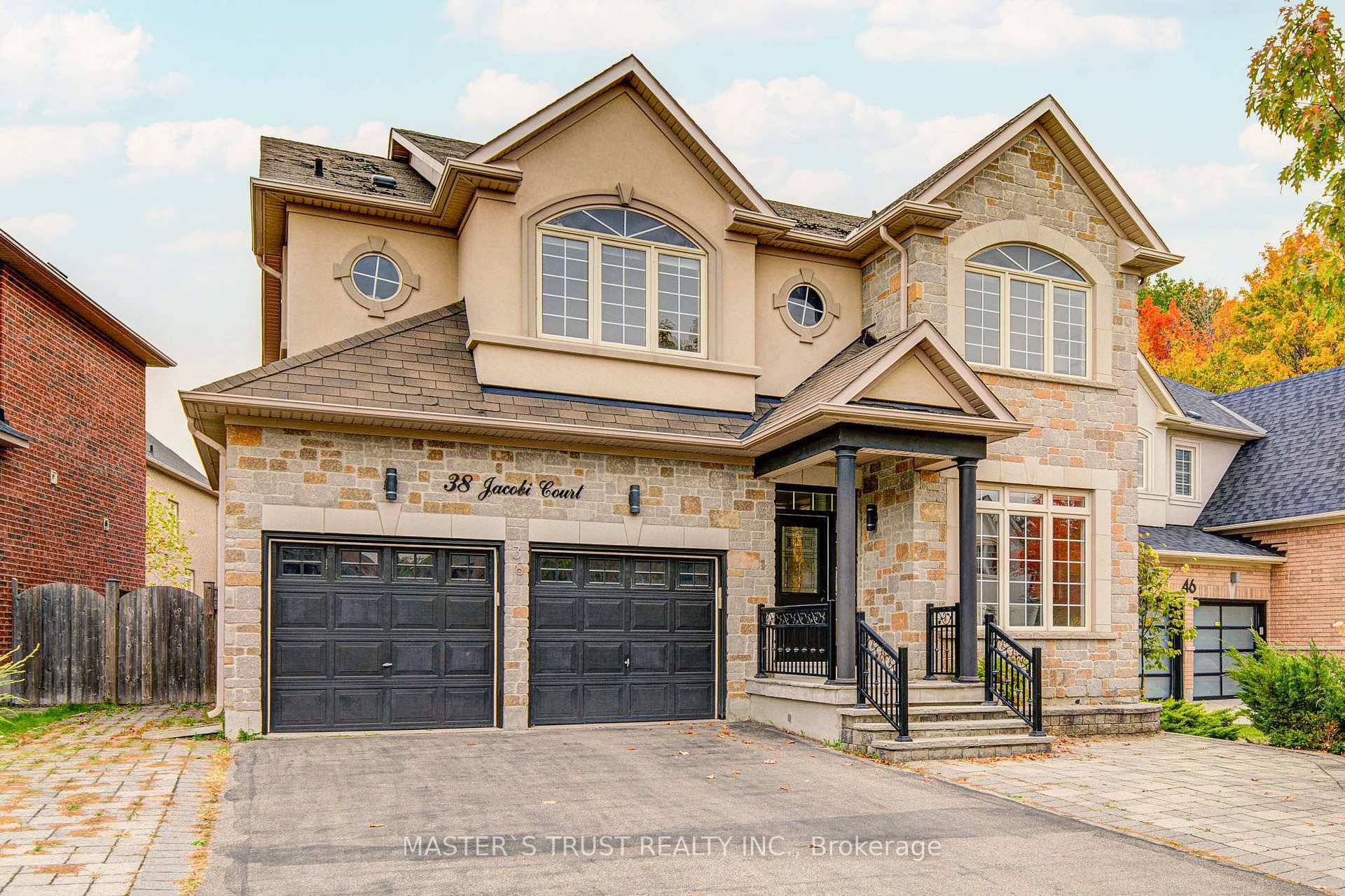 Photo 2 of 38 Jacobi Court, Vaughan, Patterson — HOMEH