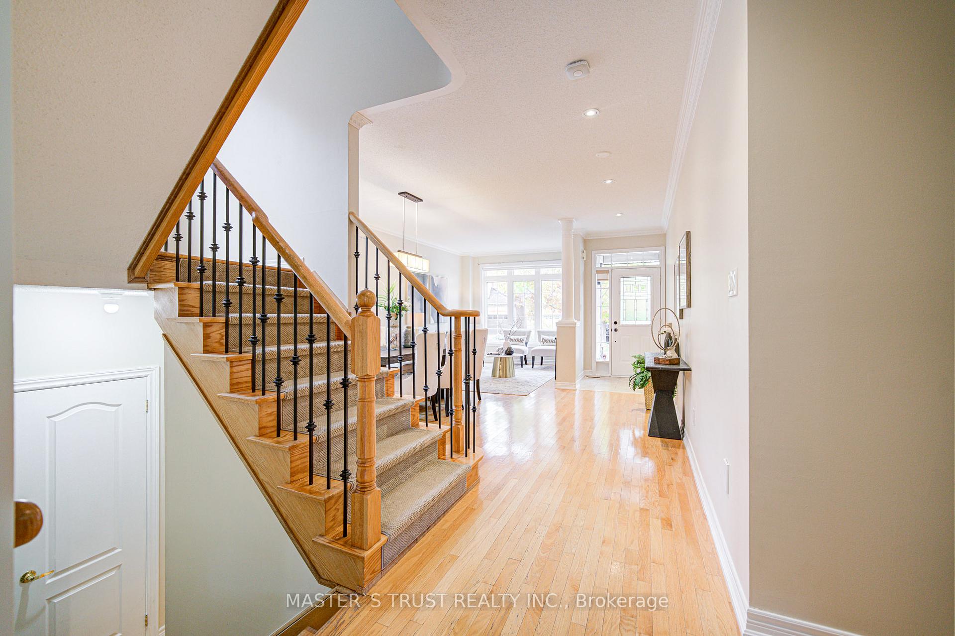 Photo 19 of 38 Jacobi Court, Vaughan, Patterson — HOMEH