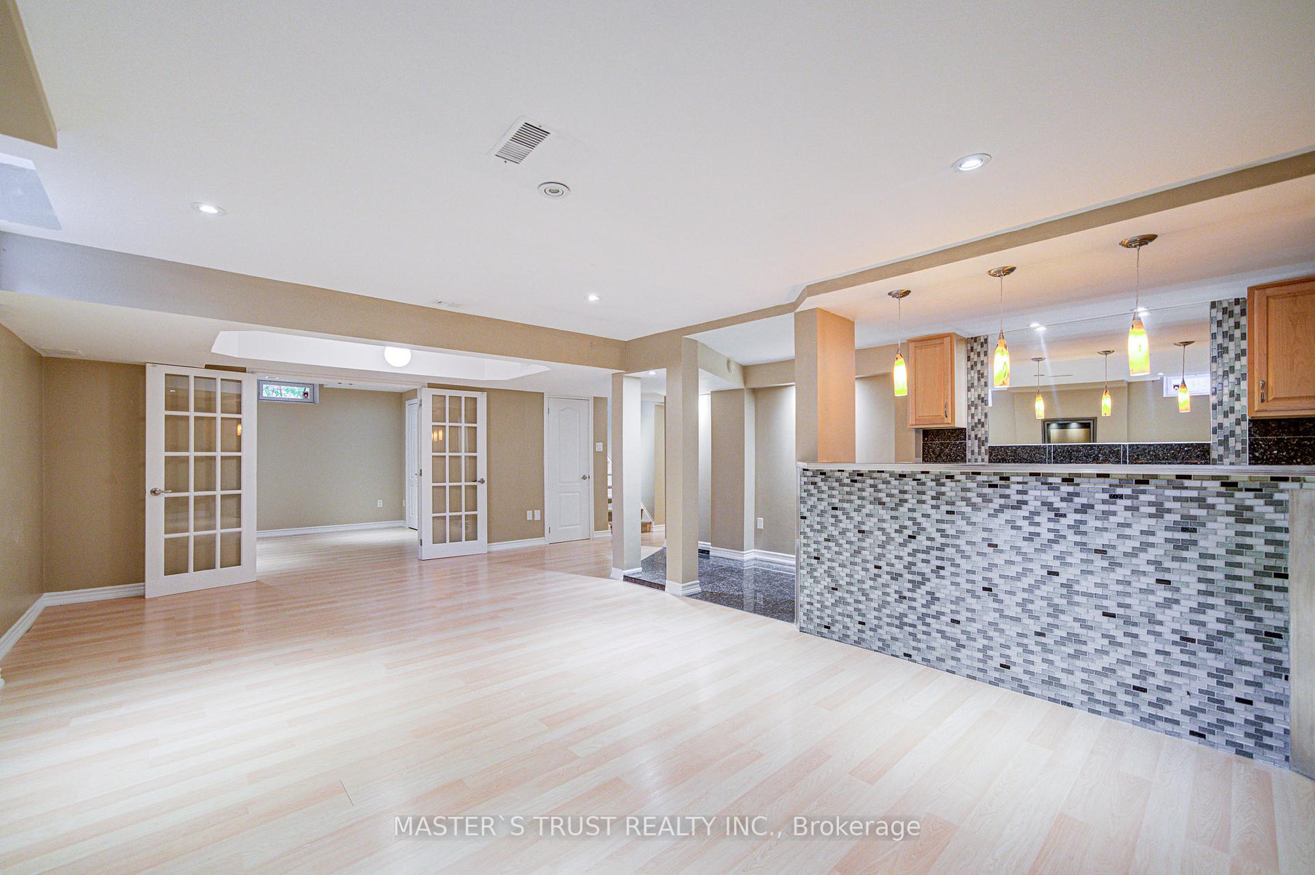 Photo 33 of 38 Jacobi Court, Vaughan, Patterson — HOMEH