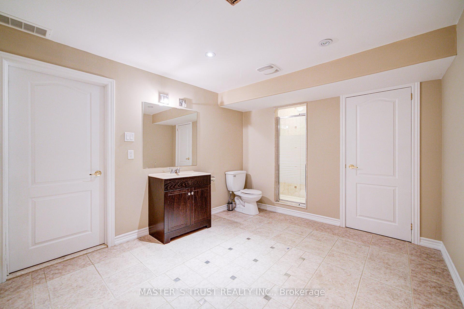 Photo 34 of 38 Jacobi Court, Vaughan, Patterson — HOMEH