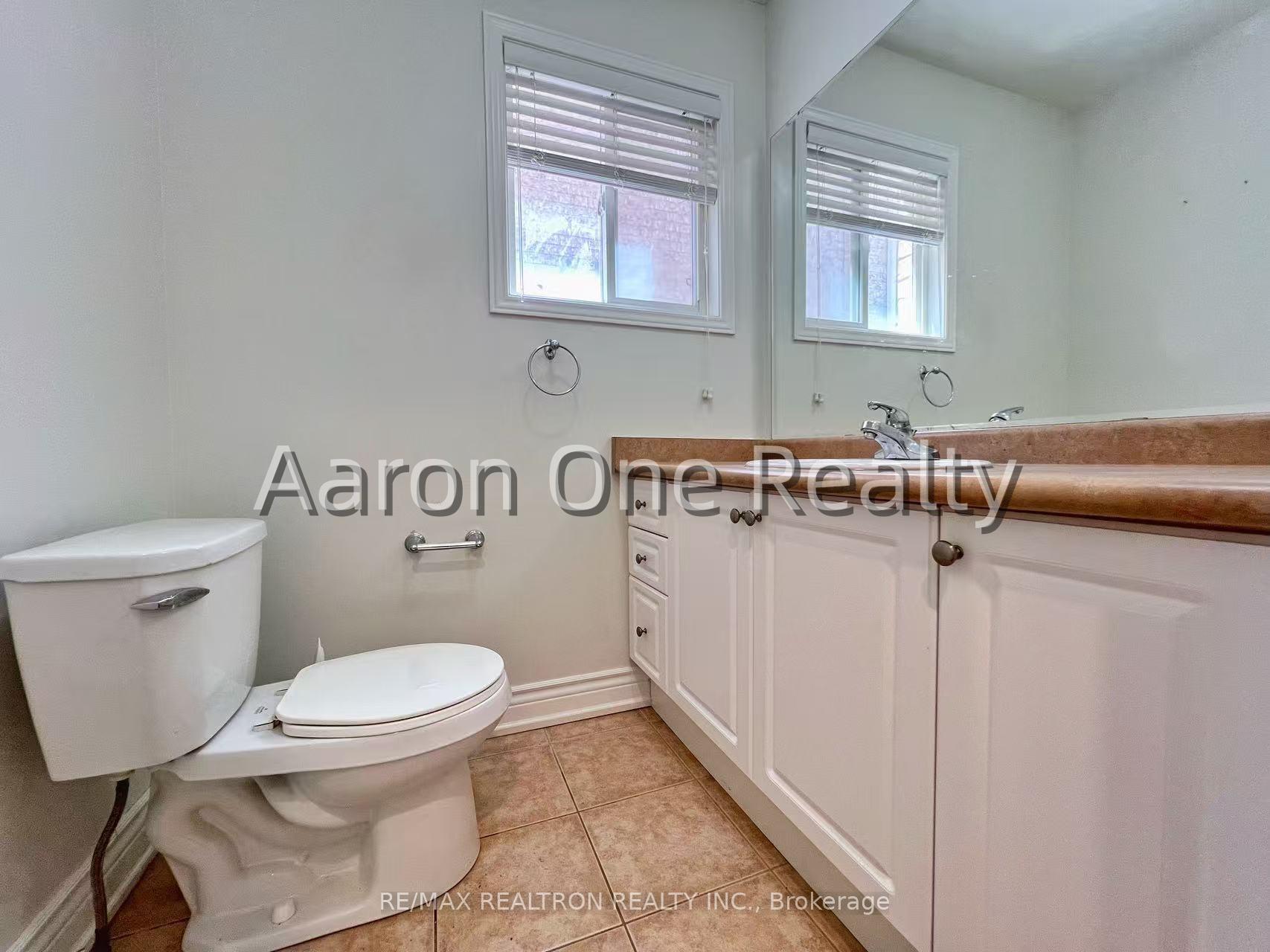 Photo 16 of 296 Lauderdale Drive, Vaughan, Patterson — HOMEH
