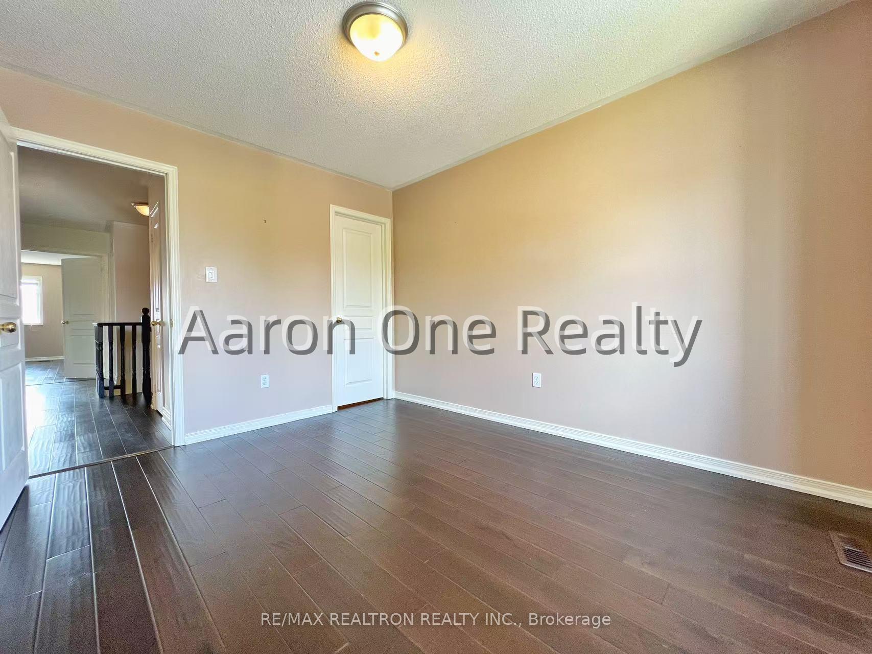 Photo 26 of 296 Lauderdale Drive, Vaughan, Patterson — HOMEH