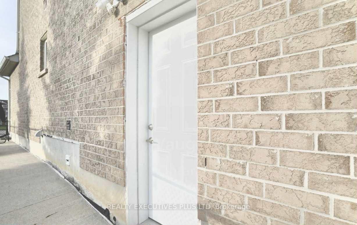 Photo 6 of Unit BSMT, 63 Falvo Street, Vaughan, Maple — HOMEH