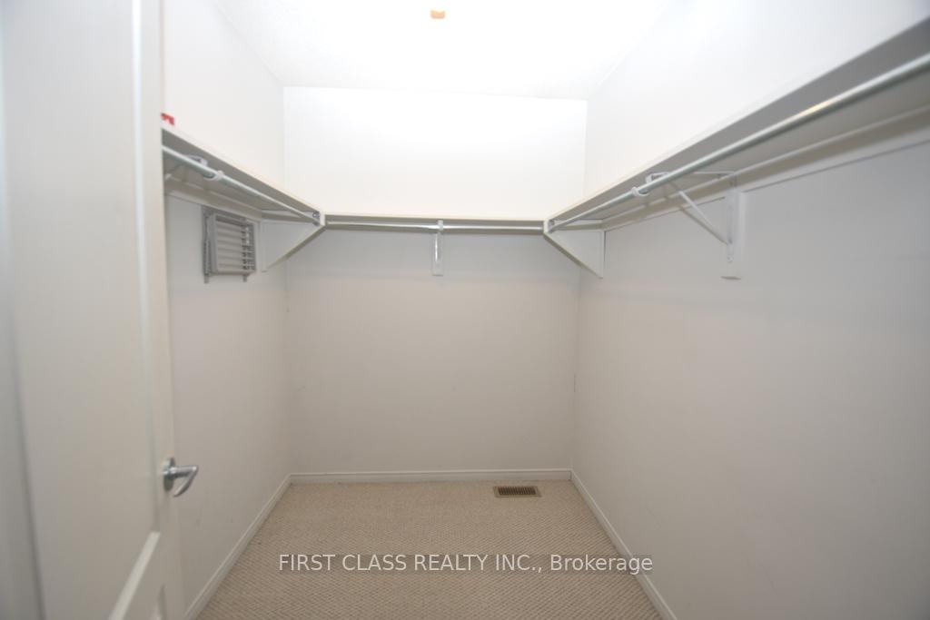 Photo 26 of Unit Main, 19 Dopp Crescent, Whitby, Brooklin — HOMEH