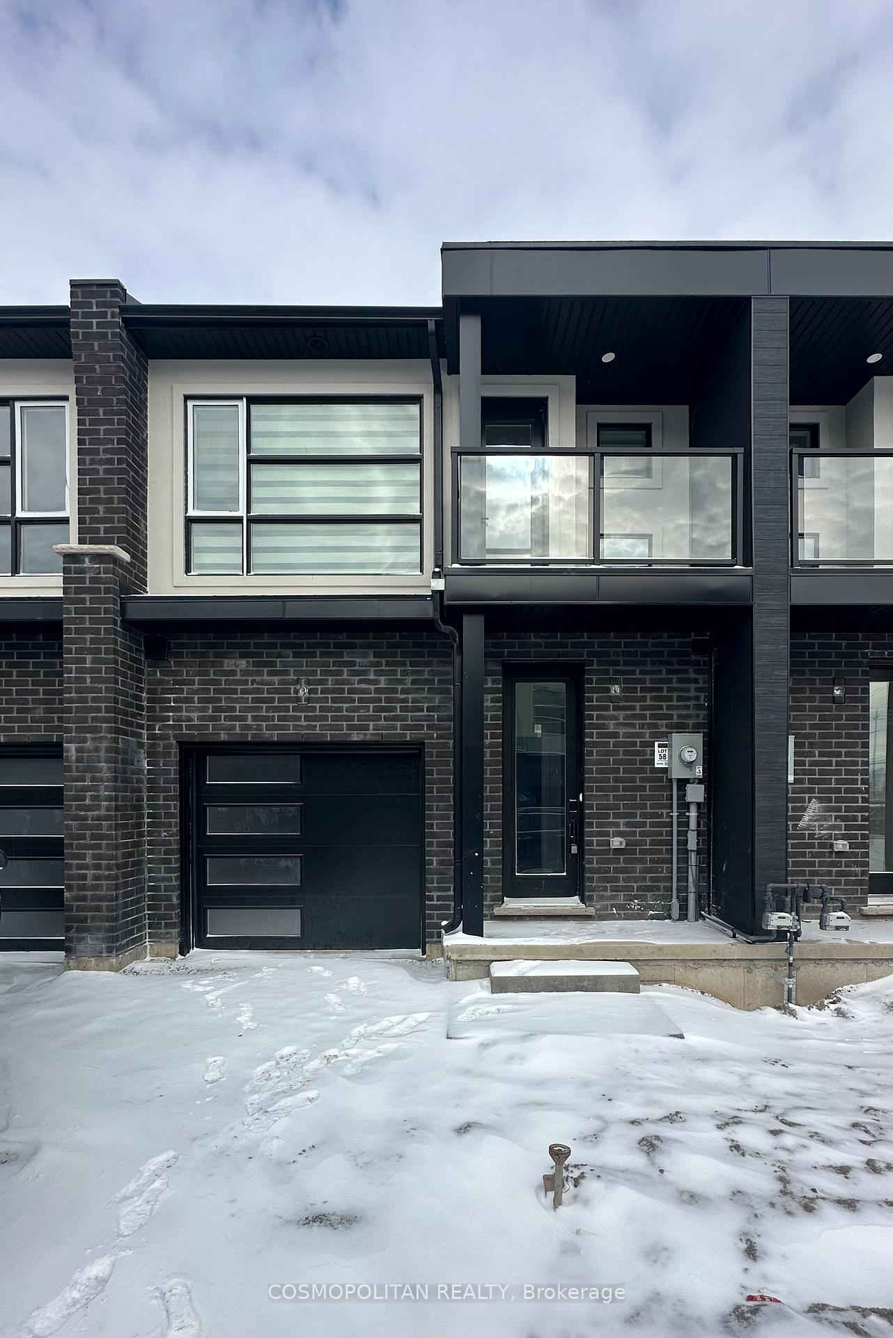 Photo 1 of 64 Keystone Trail, Welland, Lincoln/Crowland — HOMEH