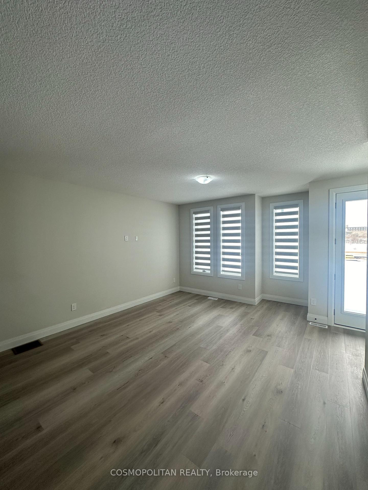 Photo 10 of 64 Keystone Trail, Welland, Lincoln/Crowland — HOMEH