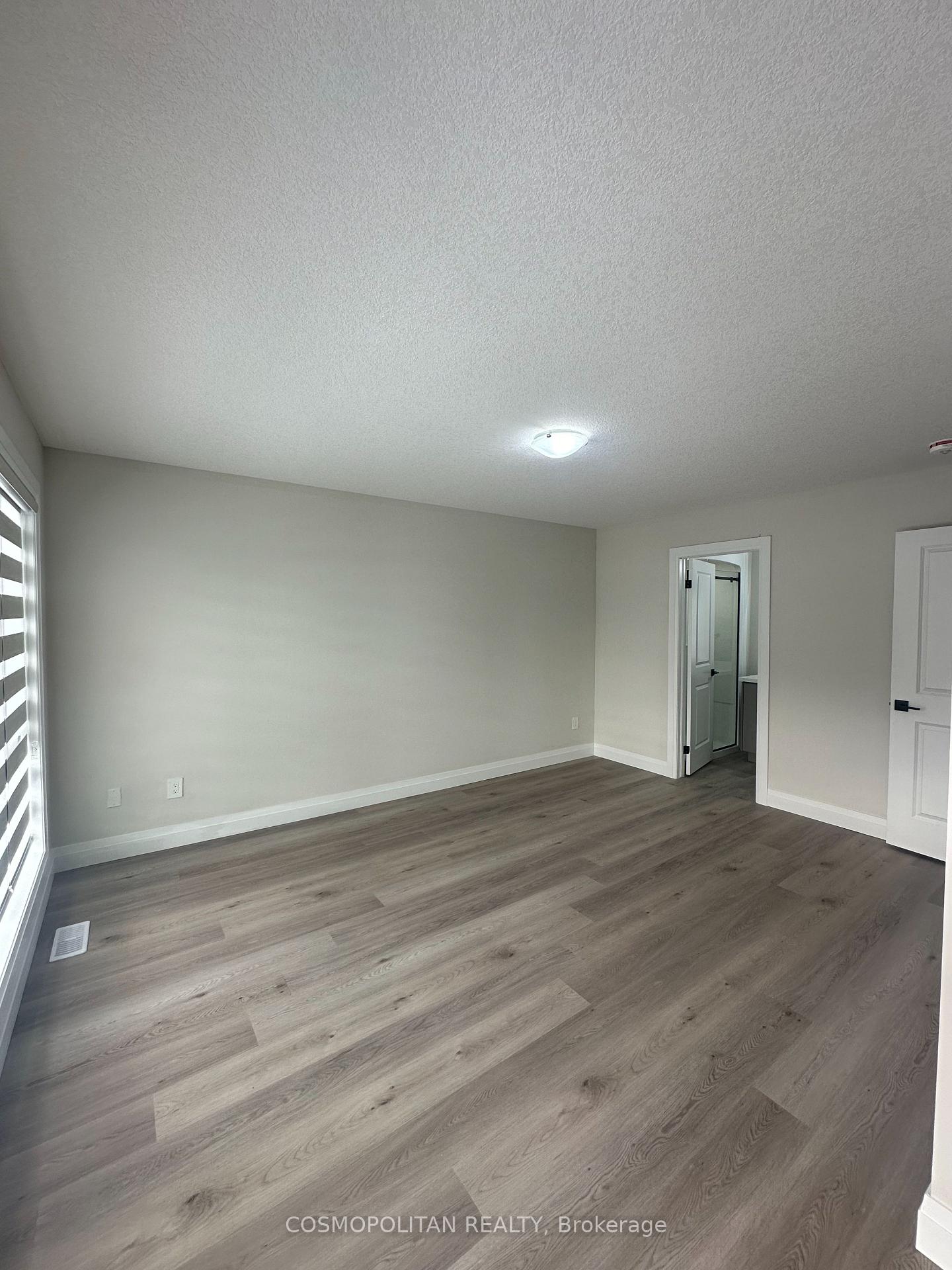 Photo 15 of 64 Keystone Trail, Welland, Lincoln/Crowland — HOMEH