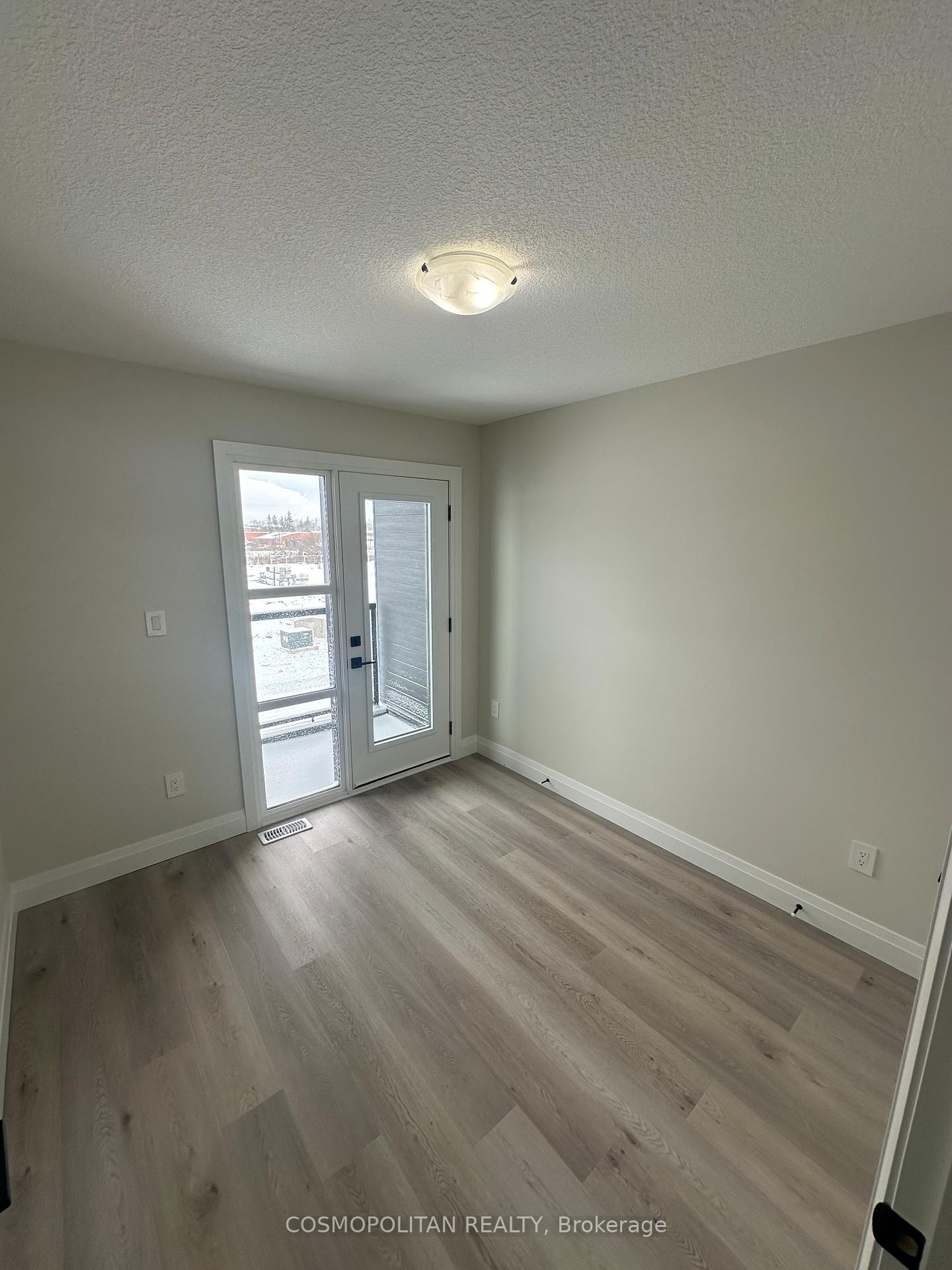 Photo 22 of 64 Keystone Trail, Welland, Lincoln/Crowland — HOMEH
