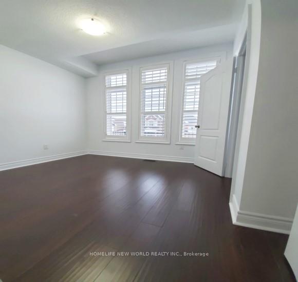 Photo 5 of Unit Upper Floors, 6 Cobb Street, Aurora, Rural Aurora — HOMEH