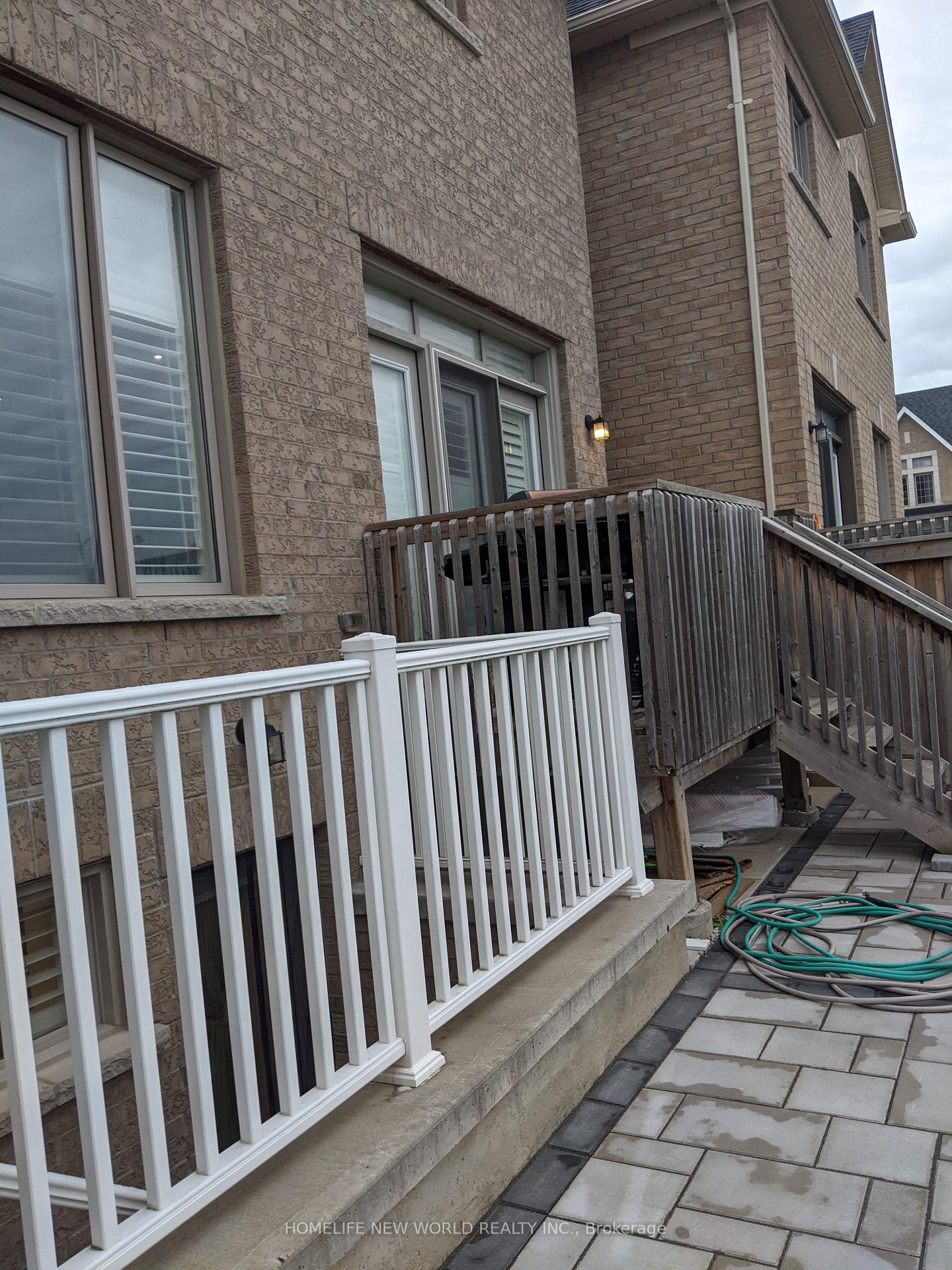 Photo 14 of Unit Upper Floors, 6 Cobb Street, Aurora, Rural Aurora — HOMEH