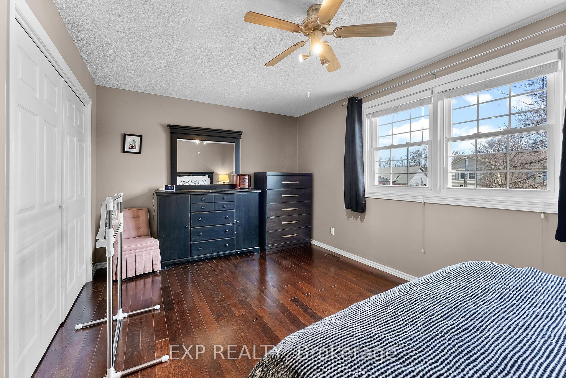 Photo 13 of 24 Station Street, Welland, Broadway — HOMEH