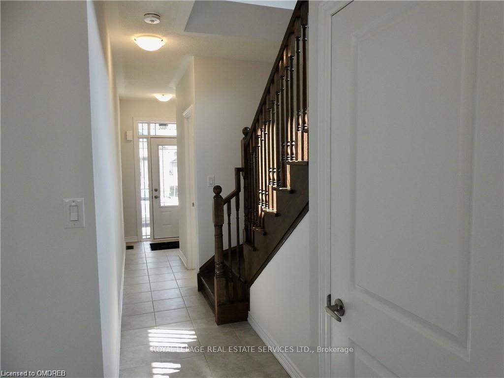 Photo 5 of 23 Admiral Road, Welland, Hwy 406/Welland — HOMEH