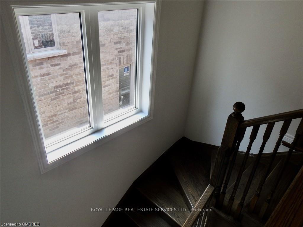 Photo 10 of 23 Admiral Road, Welland, Hwy 406/Welland — HOMEH