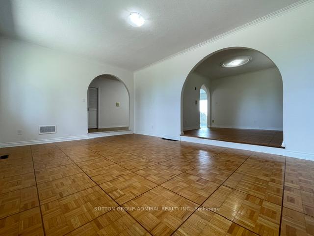 Photo 18 of 5111 Kirby Road, Vaughan, Kleinburg — HOMEH