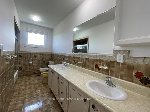 Photo 24 of 5111 Kirby Road, Vaughan, Kleinburg — HOMEH