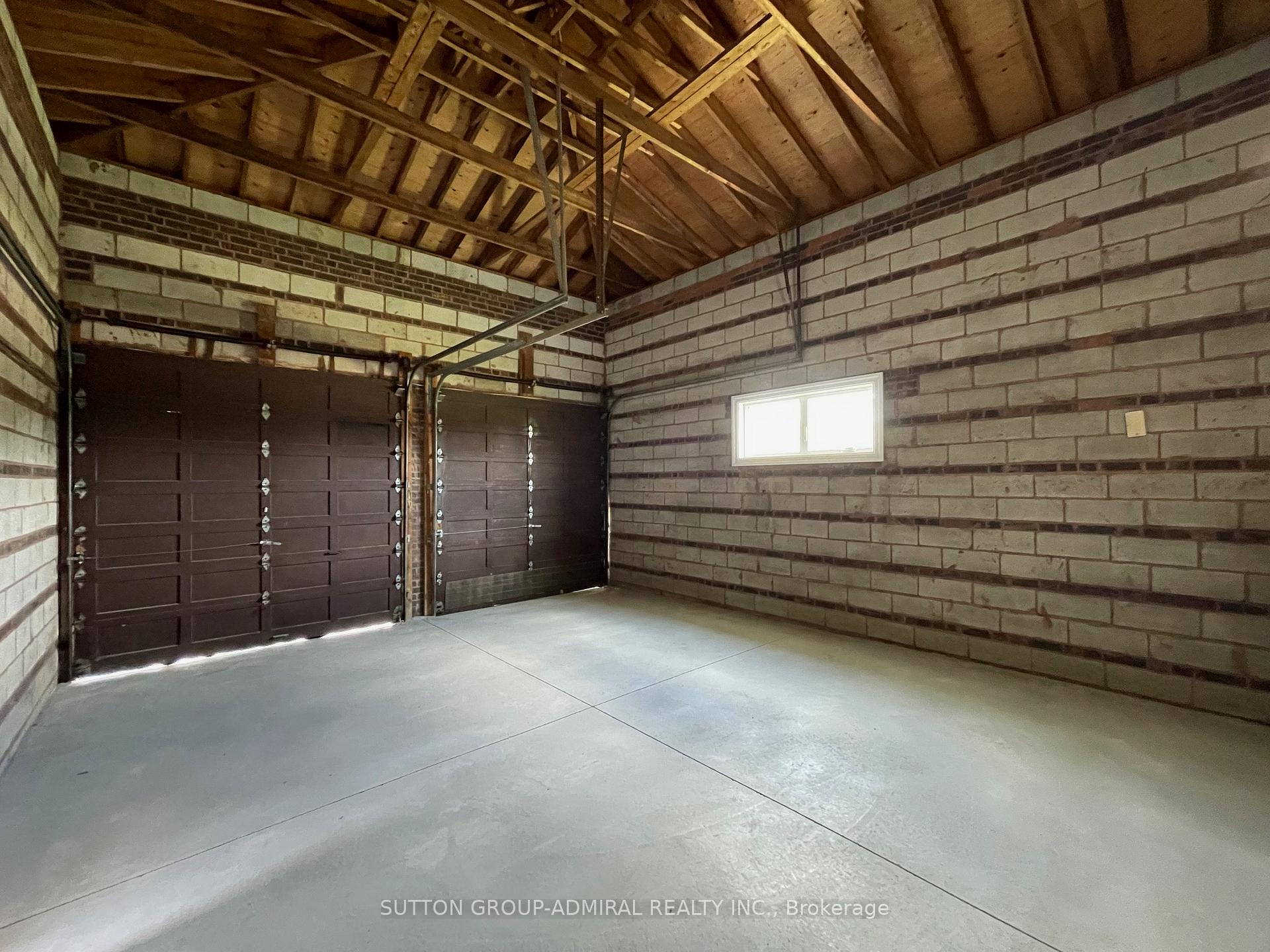 Photo 42 of 5111 Kirby Road, Vaughan, Kleinburg — HOMEH
