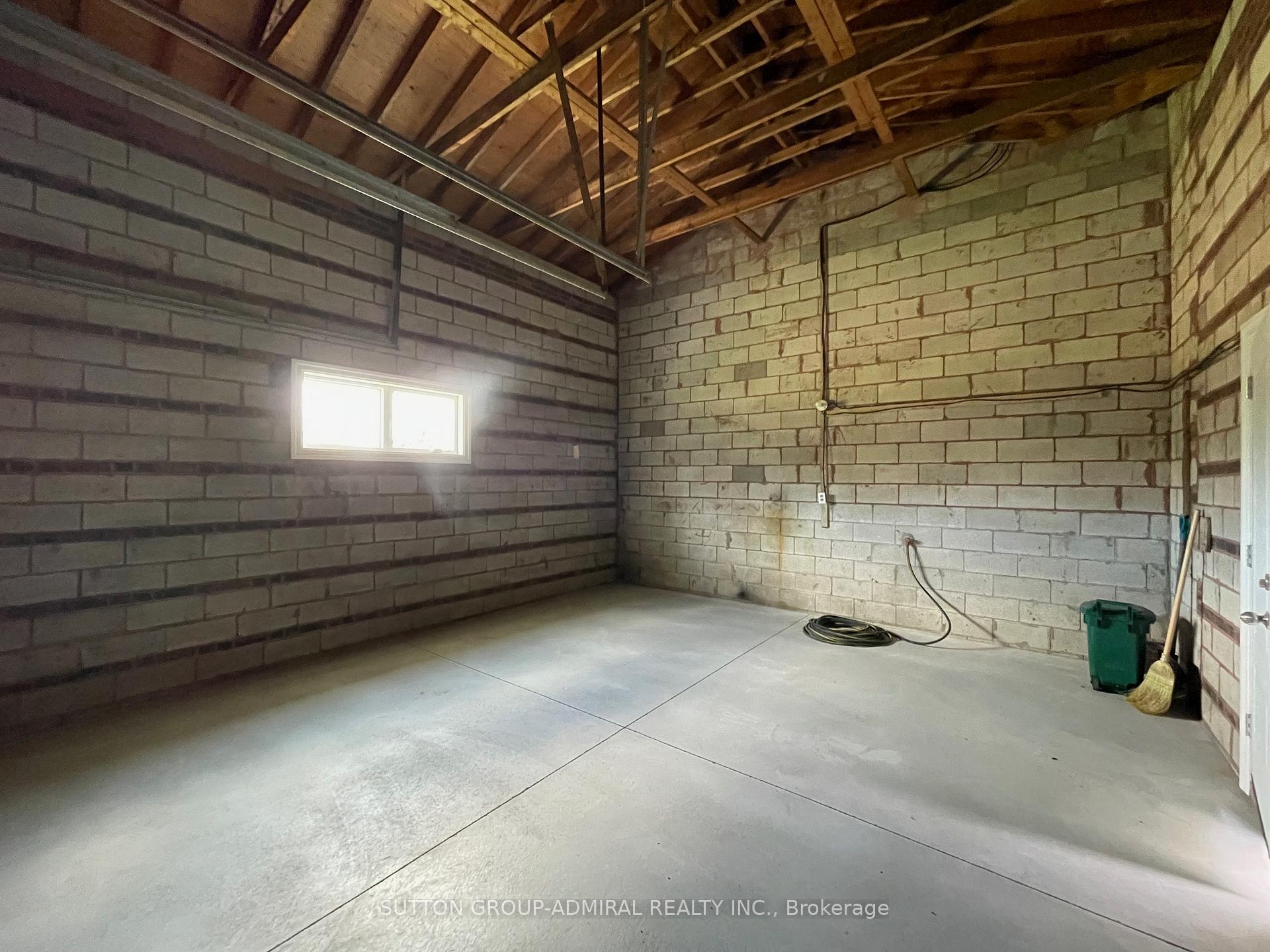 Photo 43 of 5111 Kirby Road, Vaughan, Kleinburg — HOMEH