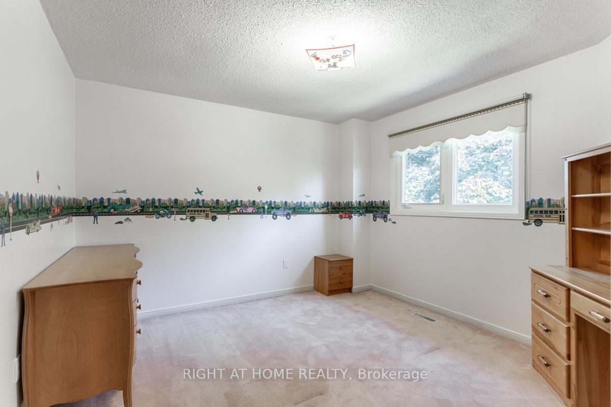 Photo 19 of 32 Hemlock Drive, Markham, Raymerville — HOMEH