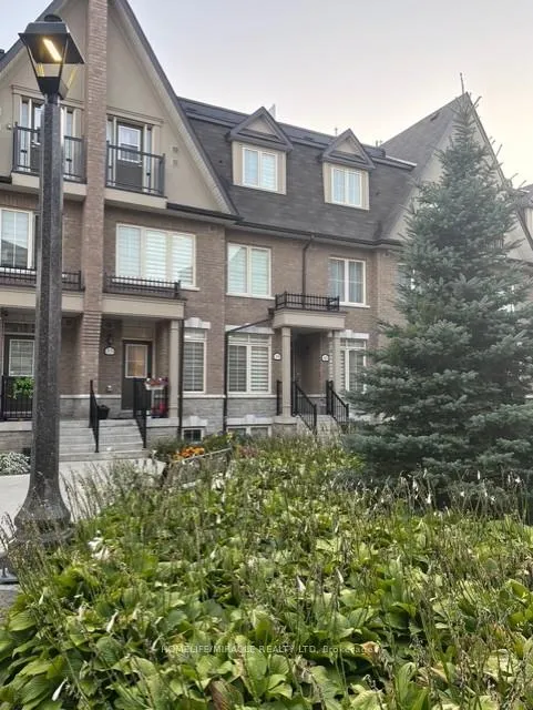 Front of Unit 33, 181 Parktree Drive