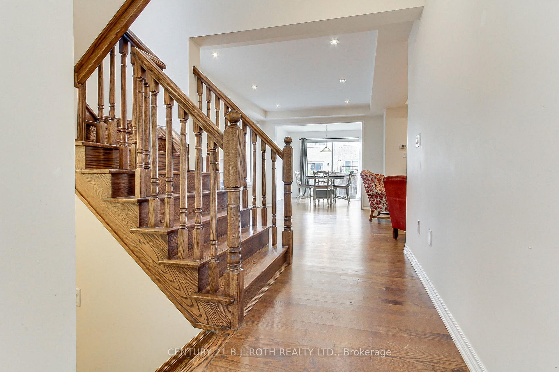 Photo 12 of 20 Clifford Dalton Drive, Aurora, Rural Aurora — HOMEH