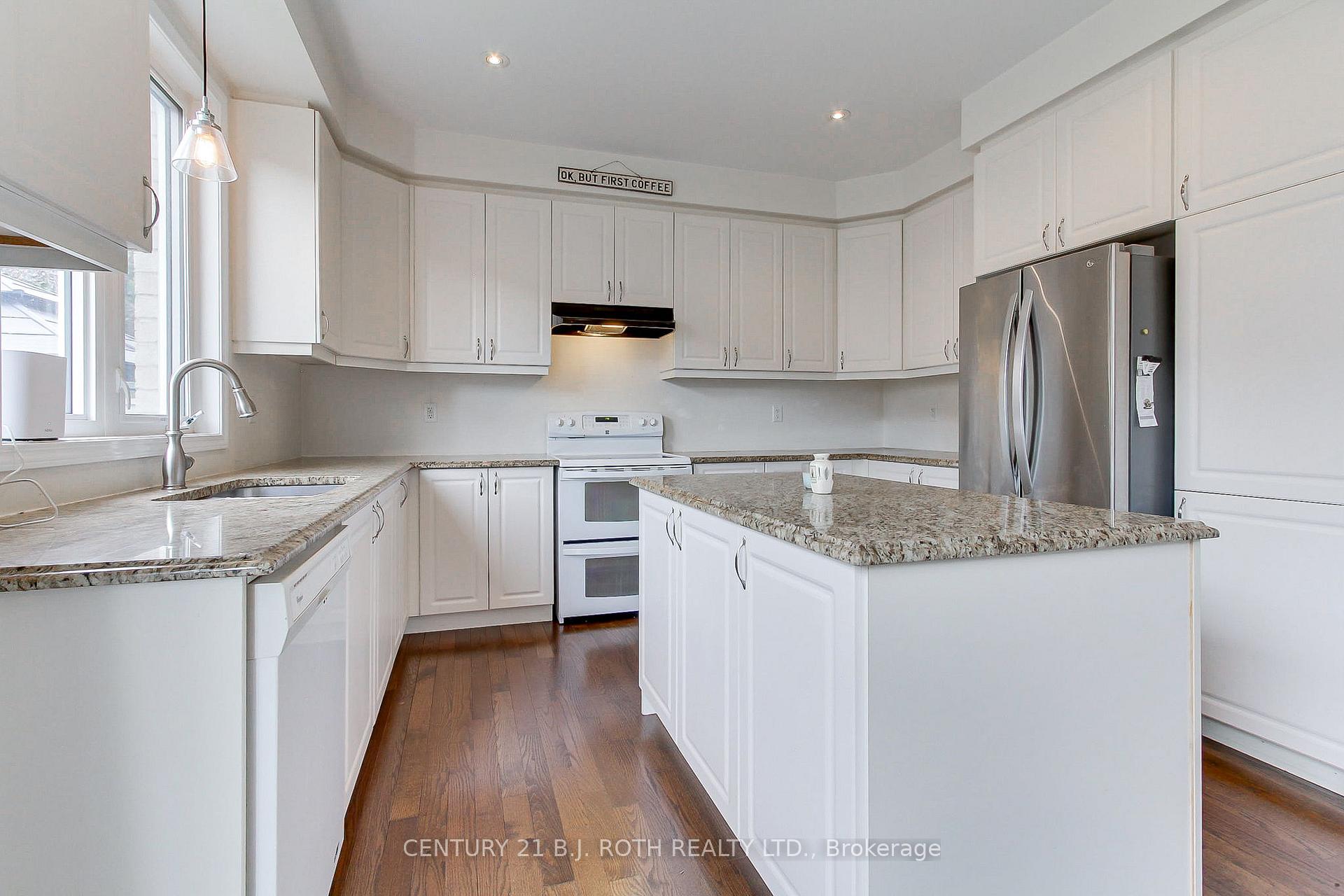 Photo 14 of 20 Clifford Dalton Drive, Aurora, Rural Aurora — HOMEH