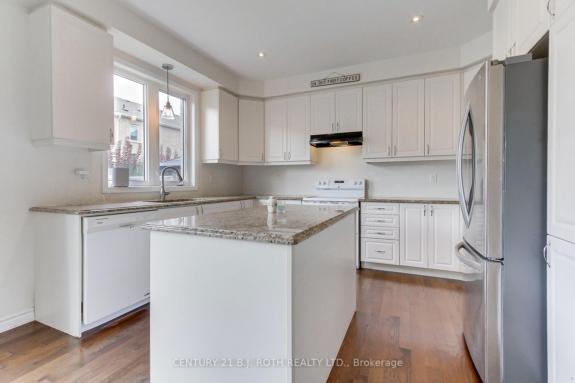 Photo 15 of 20 Clifford Dalton Drive, Aurora, Rural Aurora — HOMEH