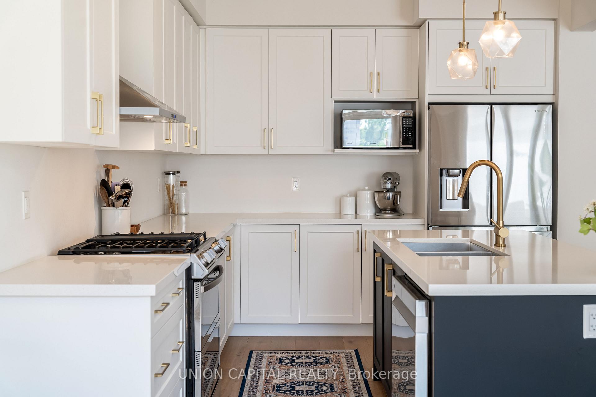 Photo 13 of 41 Auckland Drive, Whitby, Rural Whitby — HOMEH