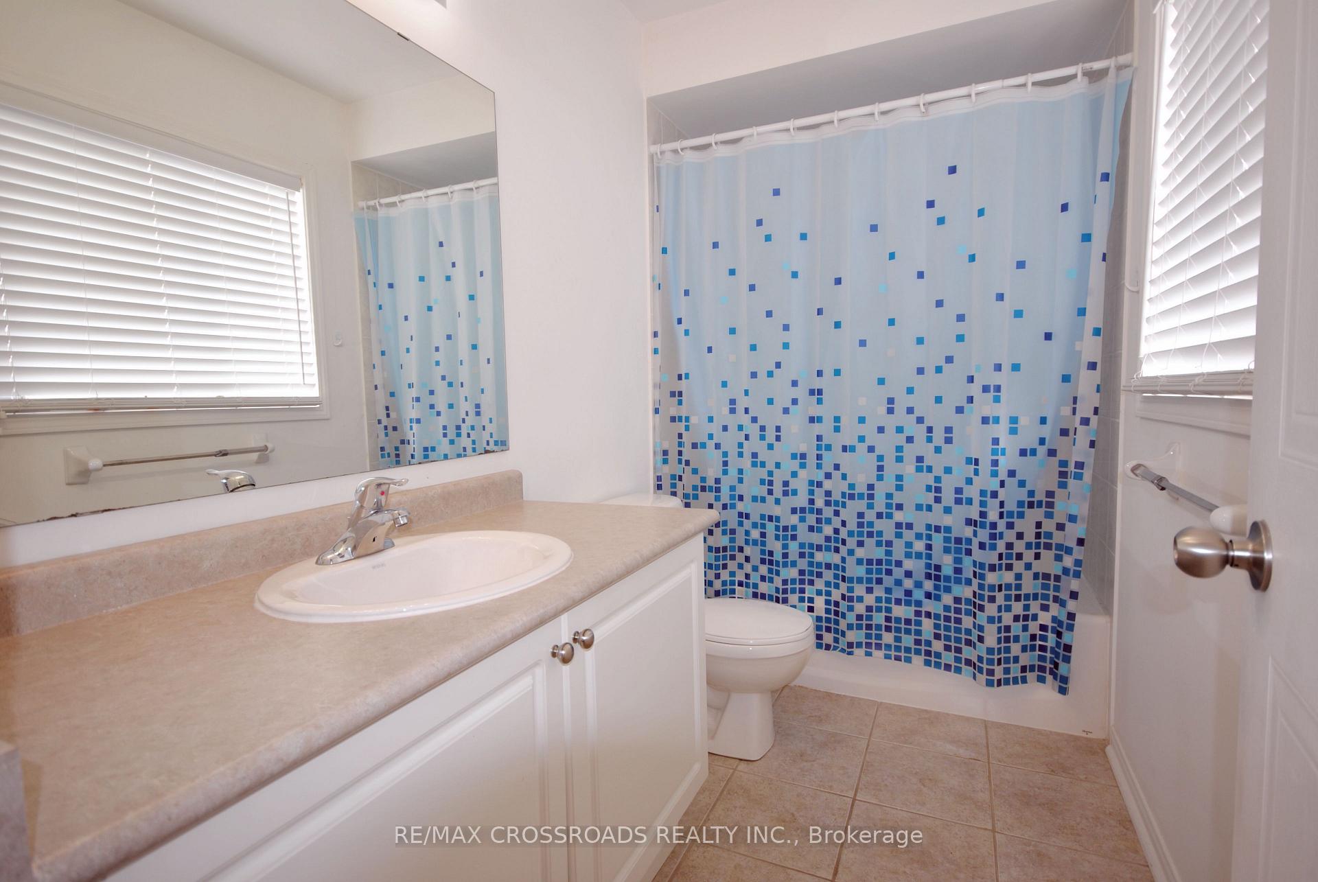 Photo 12 of 51 Beachgrove Crescent, Whitby, Taunton North — HOMEH