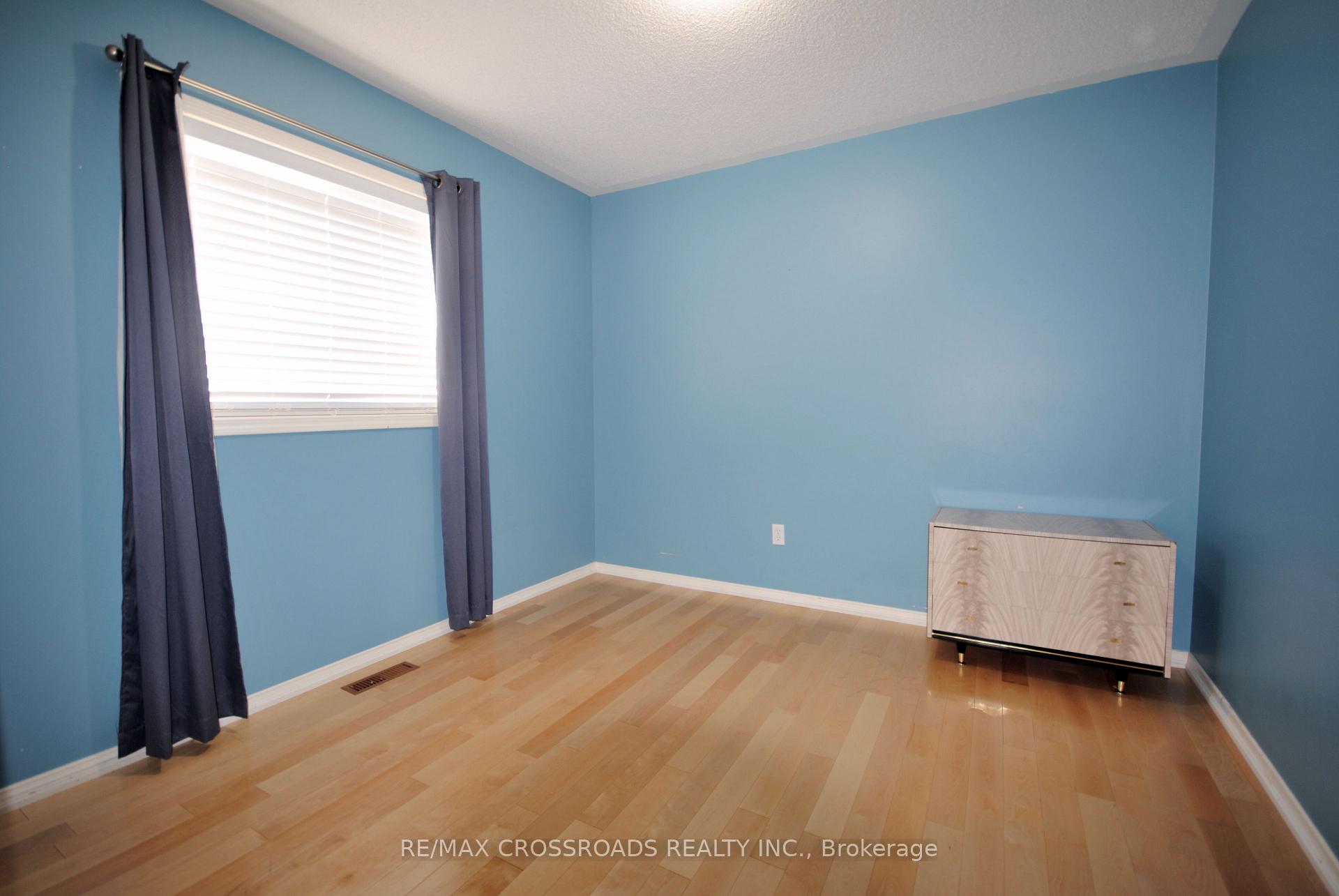Photo 13 of 51 Beachgrove Crescent, Whitby, Taunton North — HOMEH