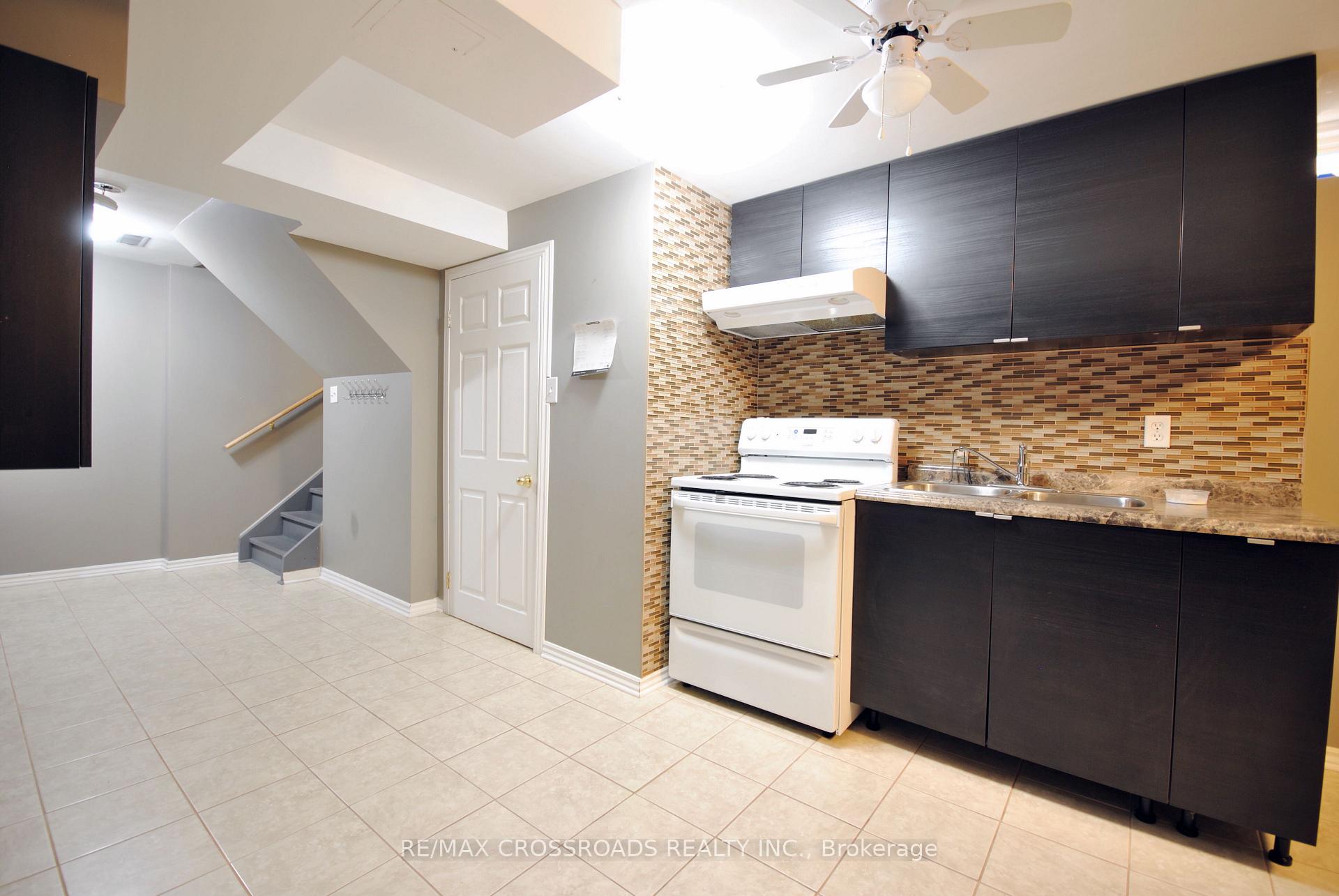 Photo 16 of 51 Beachgrove Crescent, Whitby, Taunton North — HOMEH