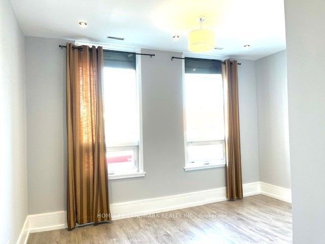 Photo 16 of Unit Upper, 220 Ossington Avenue, Toronto, Trinity-Bellwoods — HOMEH