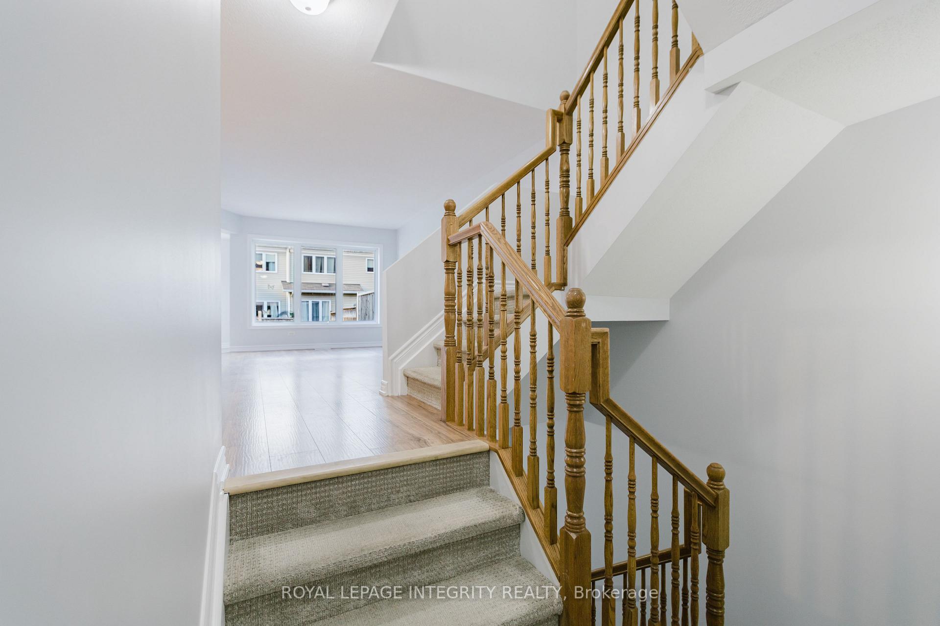 Photo 4 of 254 Serena Way, Ottawa, Barrhaven - Strandherd — HOMEH
